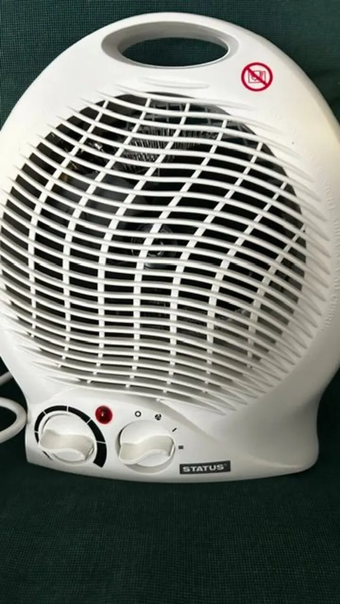 Fan Heater with 2 Heat Settings and Overheat Prote - Image 1