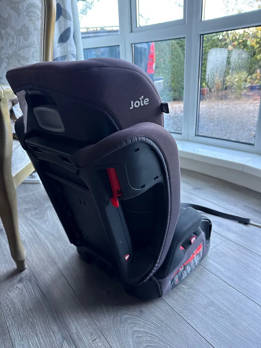 Joie Car Seat - Image 4