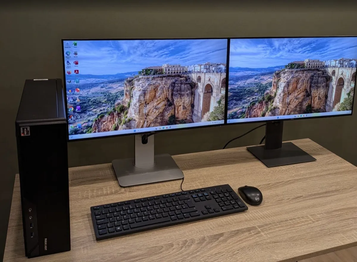 AMD Ryzen 5 5600G 16GB RAM 23"LCD Win11 Office 24 - Image 1