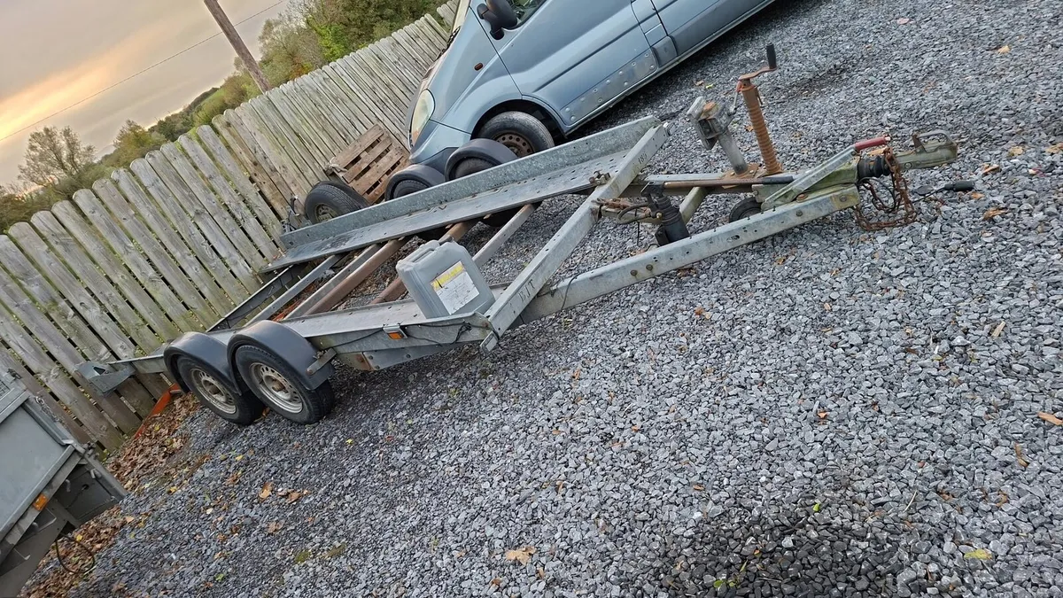 Brian James car transporter - Image 2