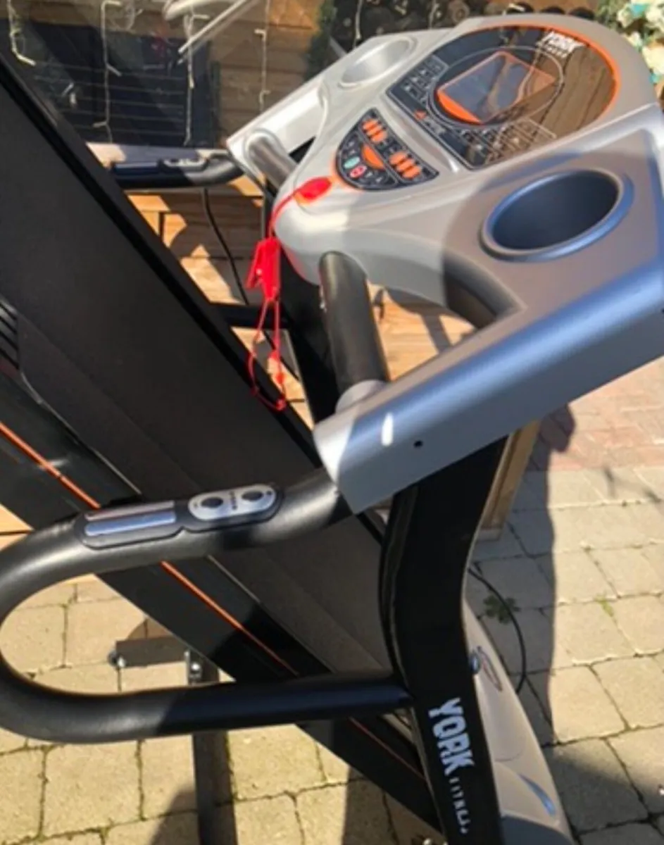 York aspire treadmill heavy duty - Image 1
