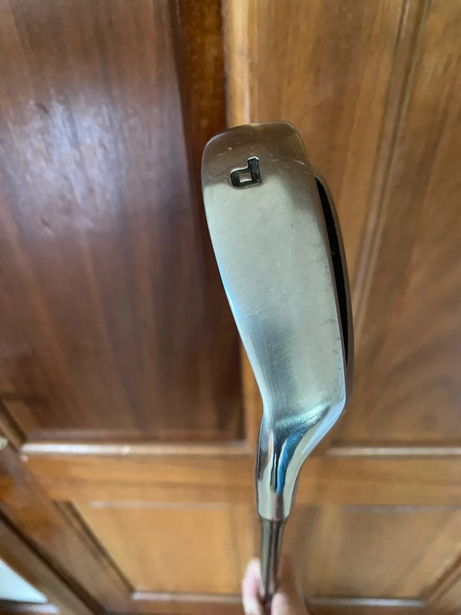 Lady left Handed Spalding Pitching wedge graphite - Image 2