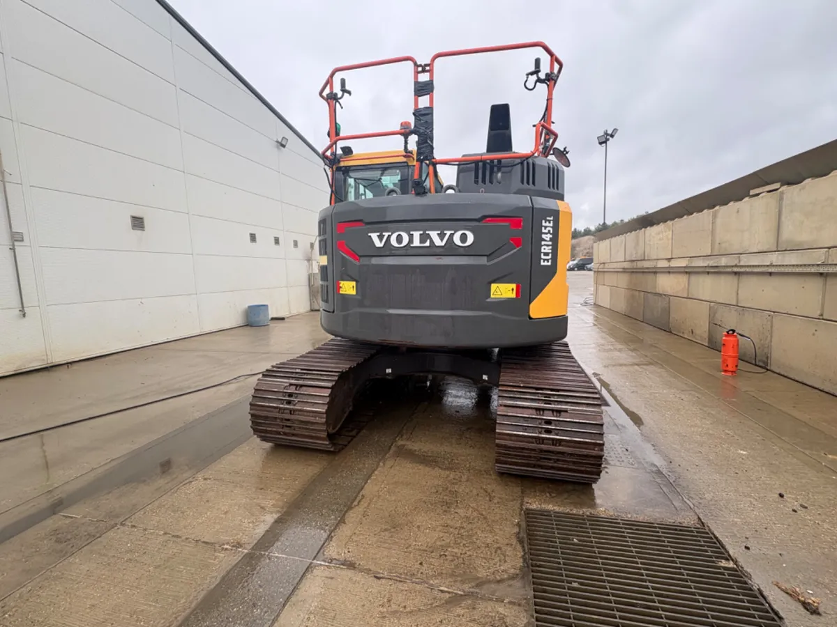Volvo ECR 145El - Image 2