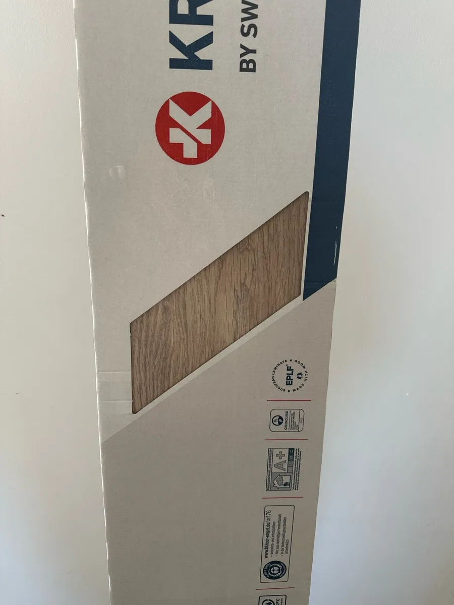 Laminate flooring - Image 3