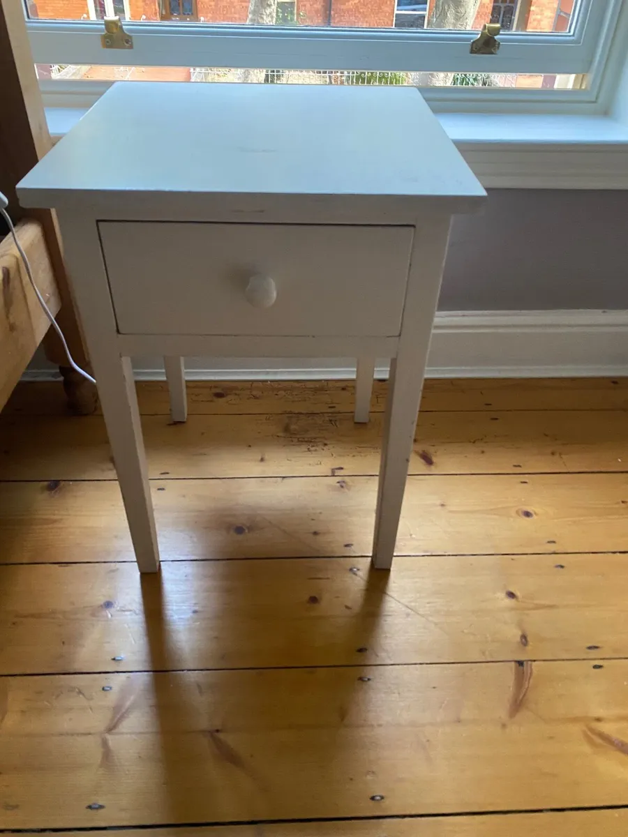 Bedside locker free to collect for sale in Dublin for €1 on DoneDeal