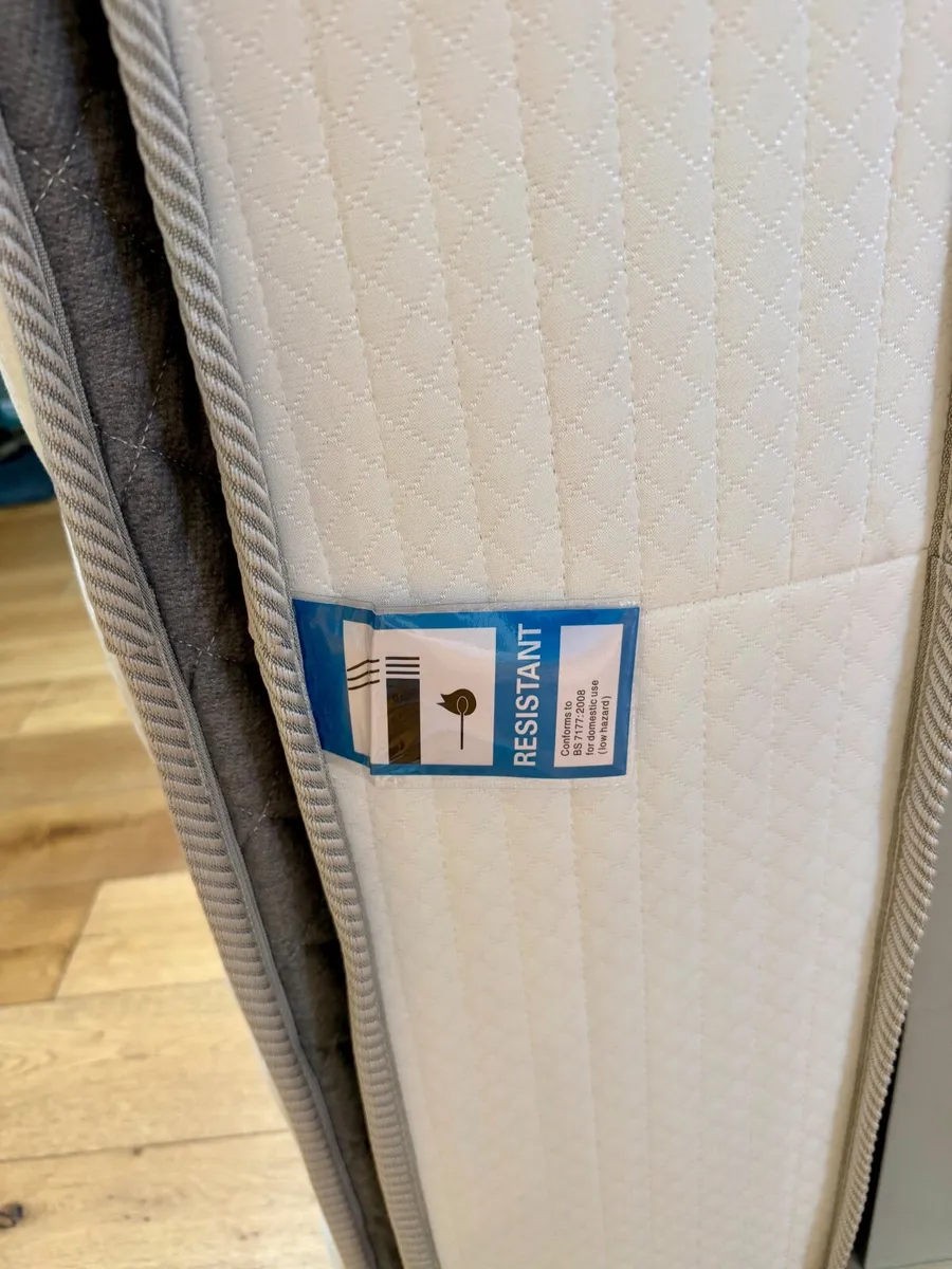 Spinal Mattress Deluxe 3000 – Small Double - Image 2