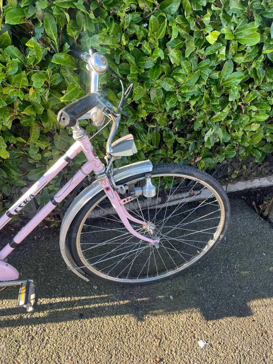 Ladies bike - Image 2