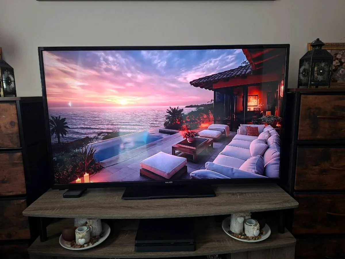 New TV unit & TV - Image 3