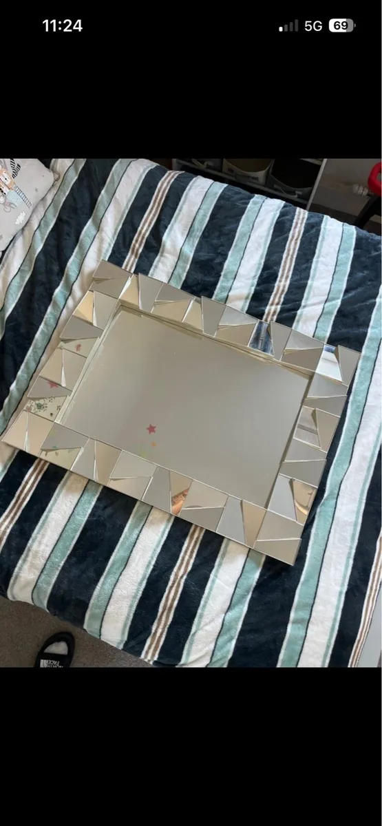 Mirror - Image 1