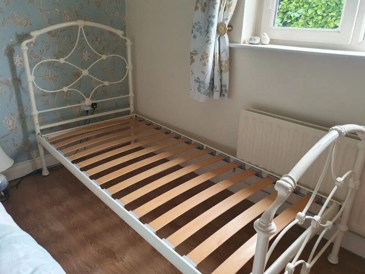Cream Iron Single Bed - Image 3