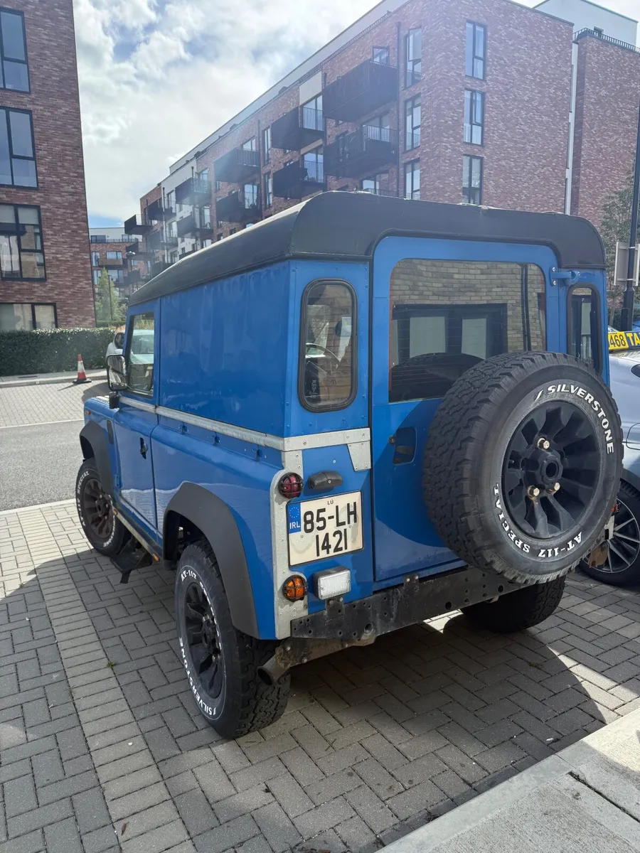 Defender 90 1985 - Automatic - Image 2