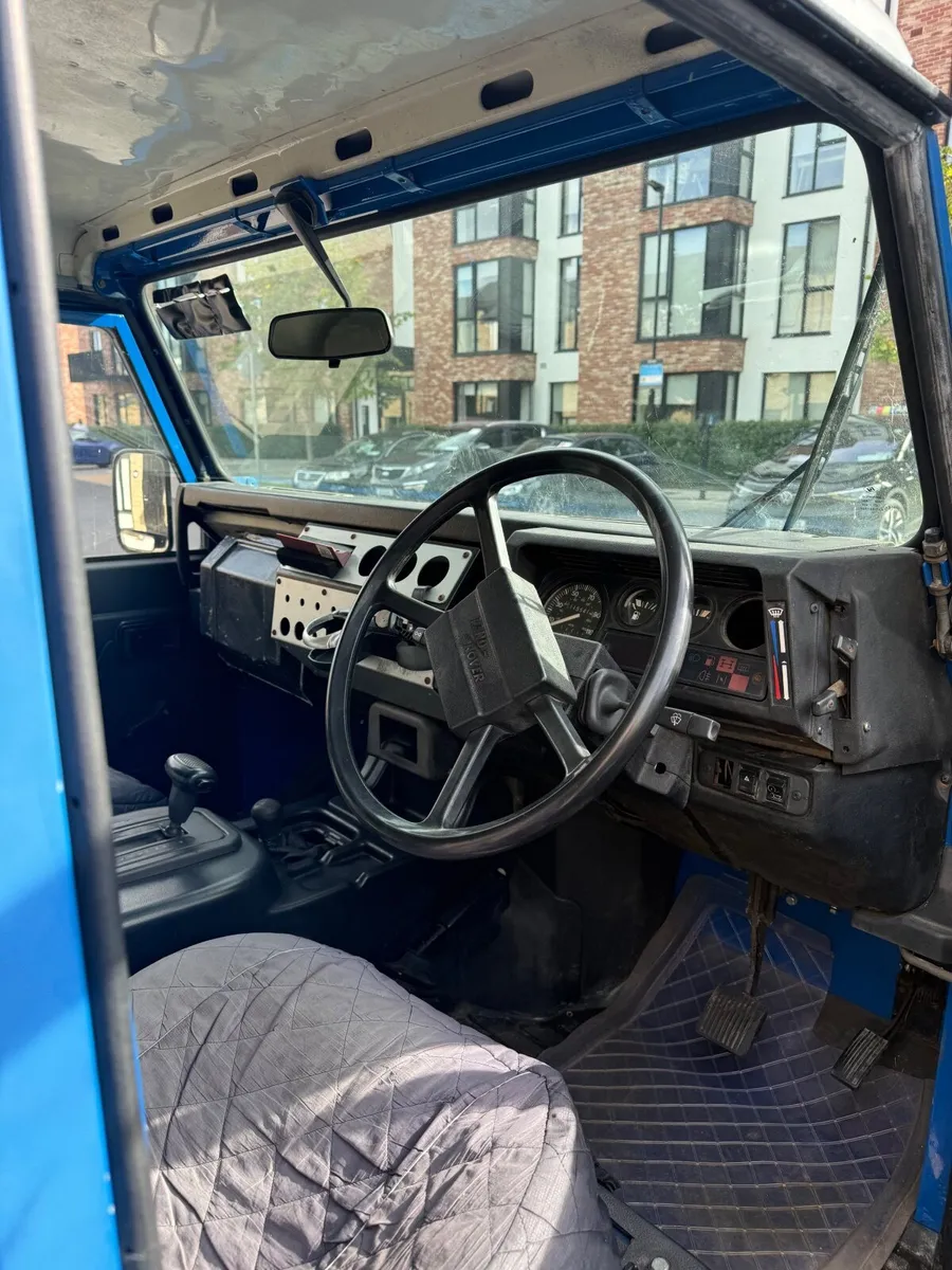 Defender 90 1985 - Automatic - Image 3