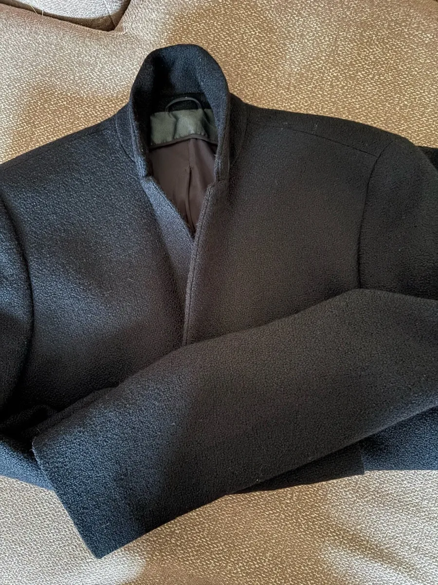 Calvin Klein Suit Jacket - Image 3