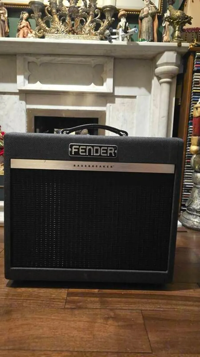 Fender Bassbreaker 15 combo - Image 1