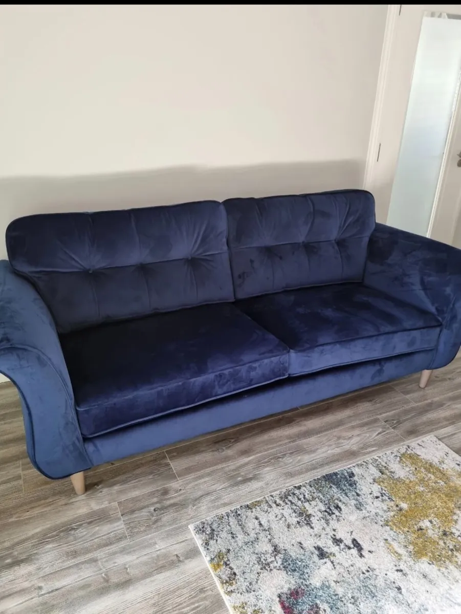Sofa - Image 4