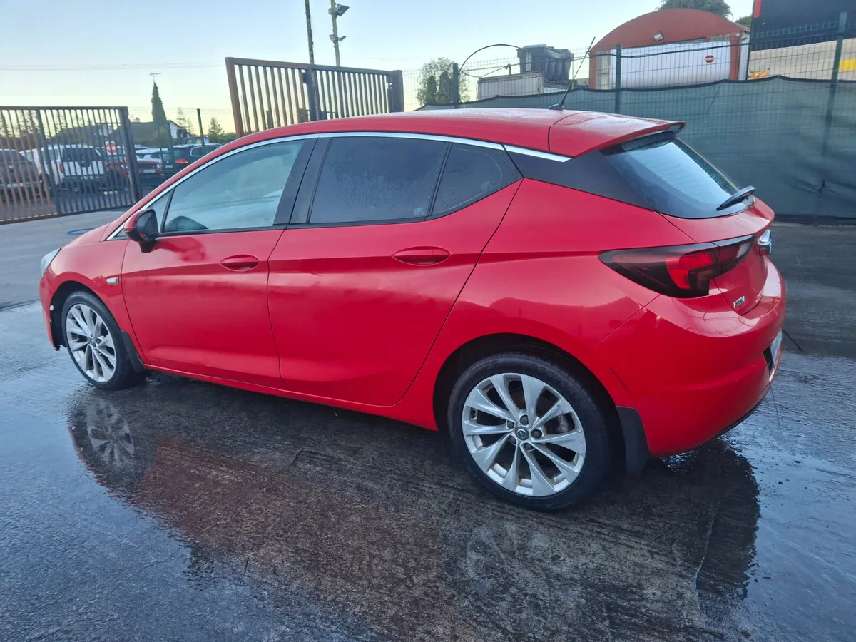 2016 Opel Astra  1.6 Diesel - Image 3