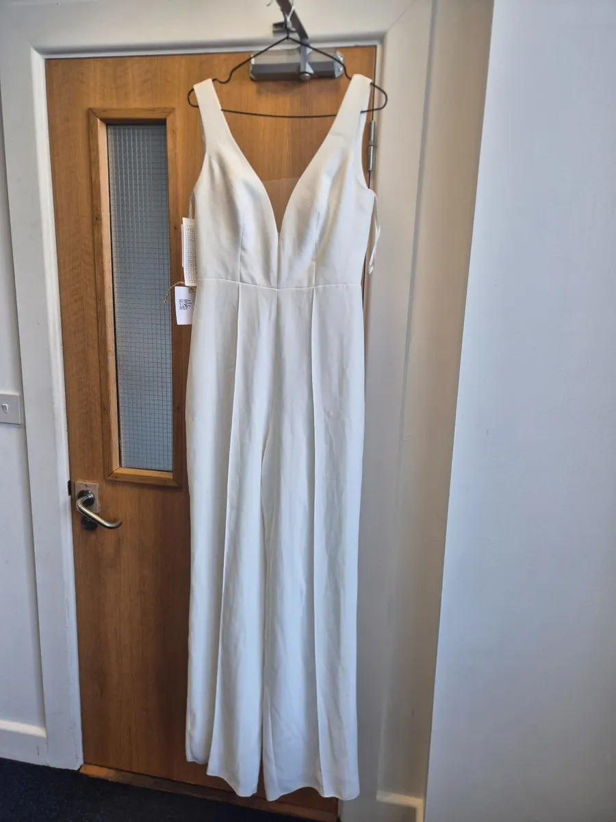 Wedding dress - Image 1