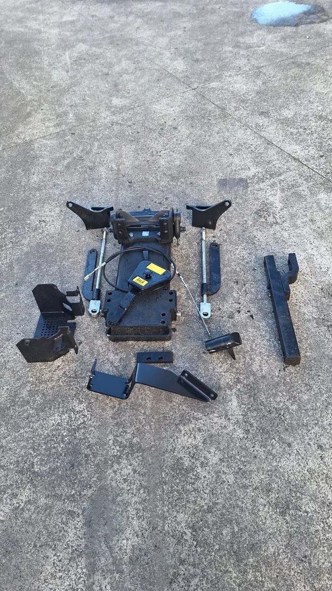 CBM Mouse Trap Hitch - Image 2