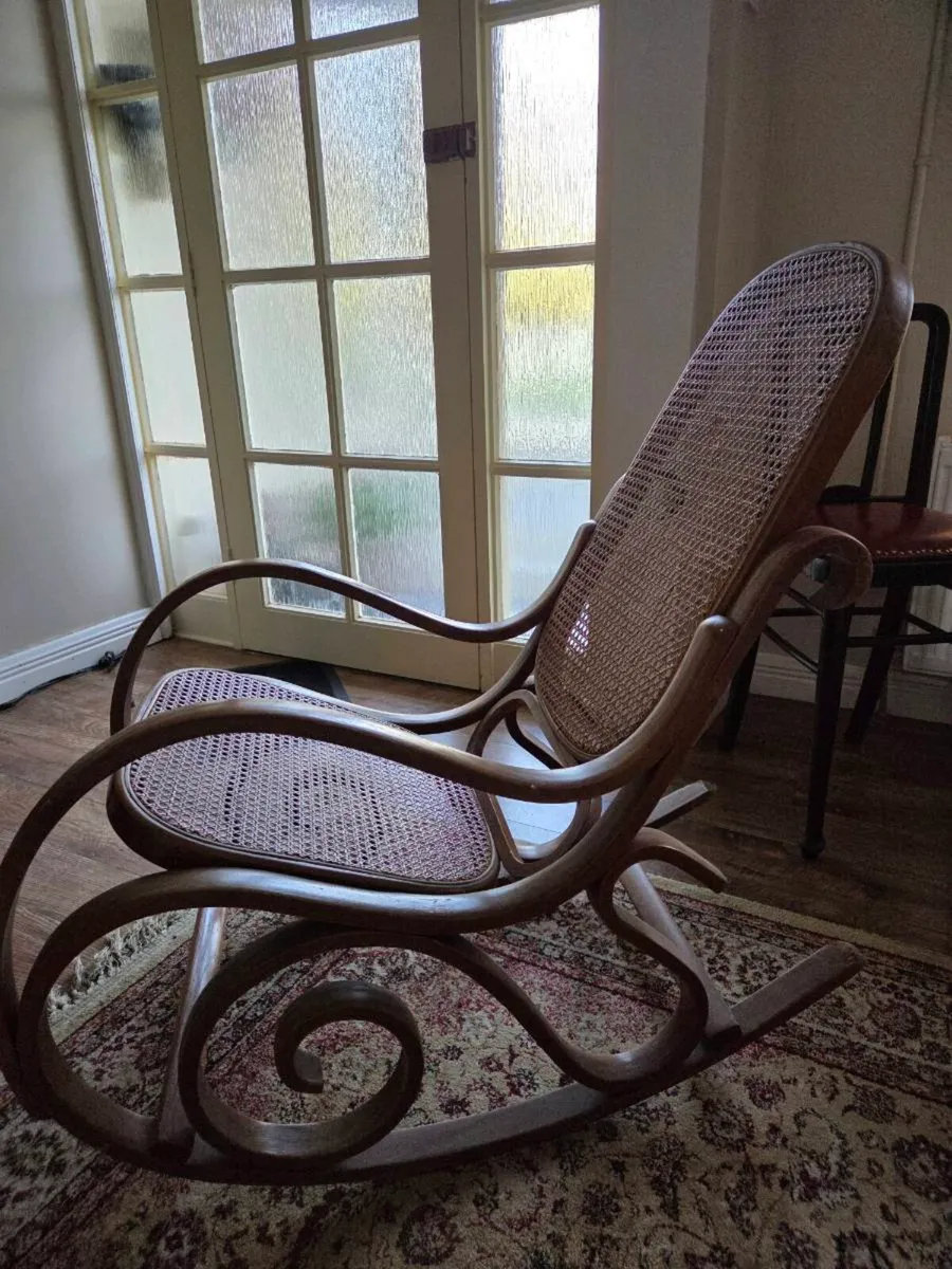 Rocking Chaire - Image 1