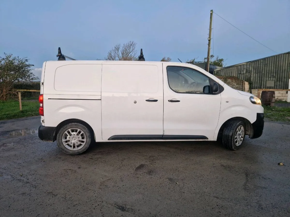 Van - Image 1