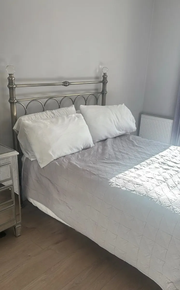 4”6 Double bed - Image 3