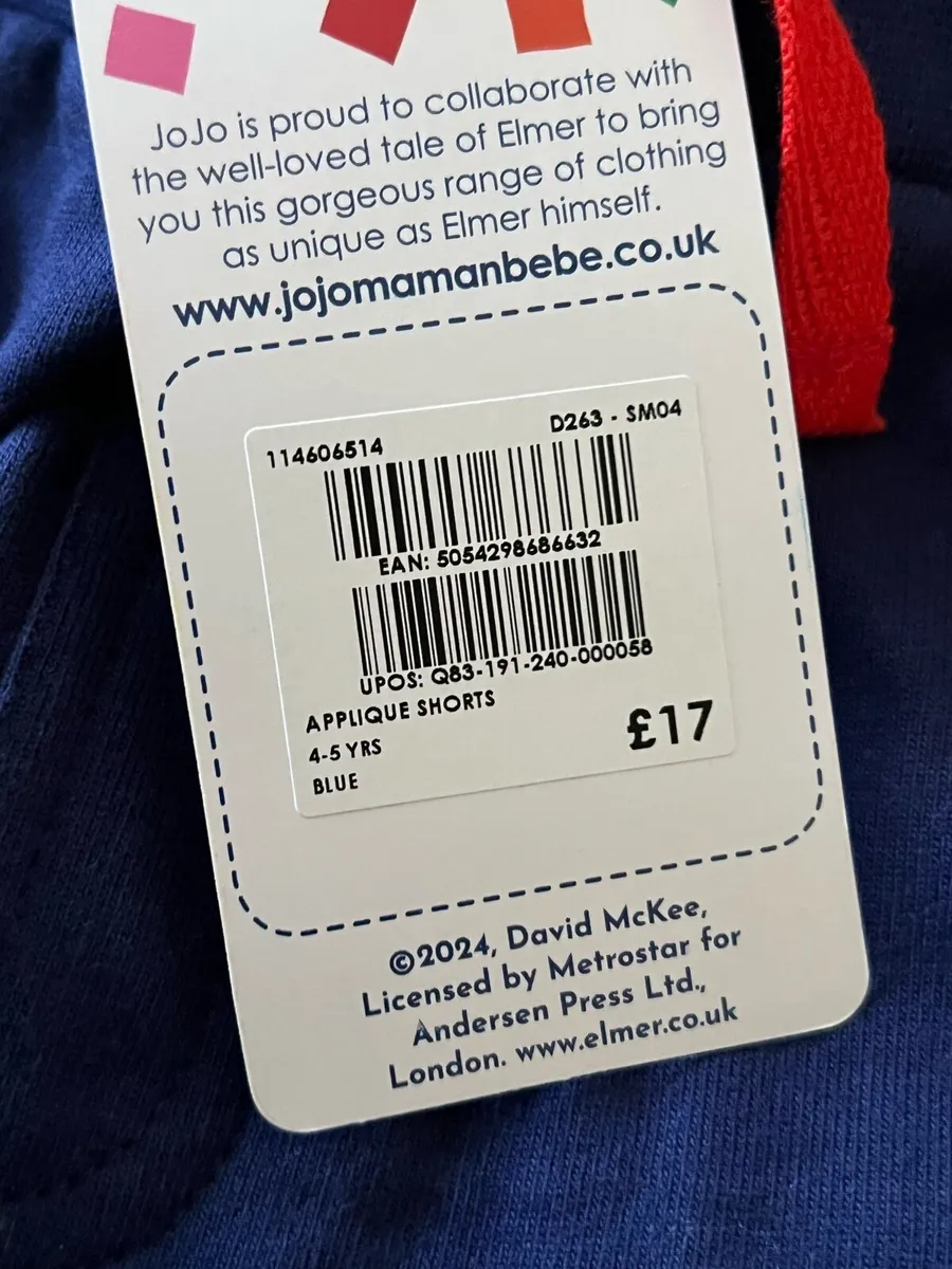 Boys BNWT shorts age 4/5 yrs €8 - Image 4