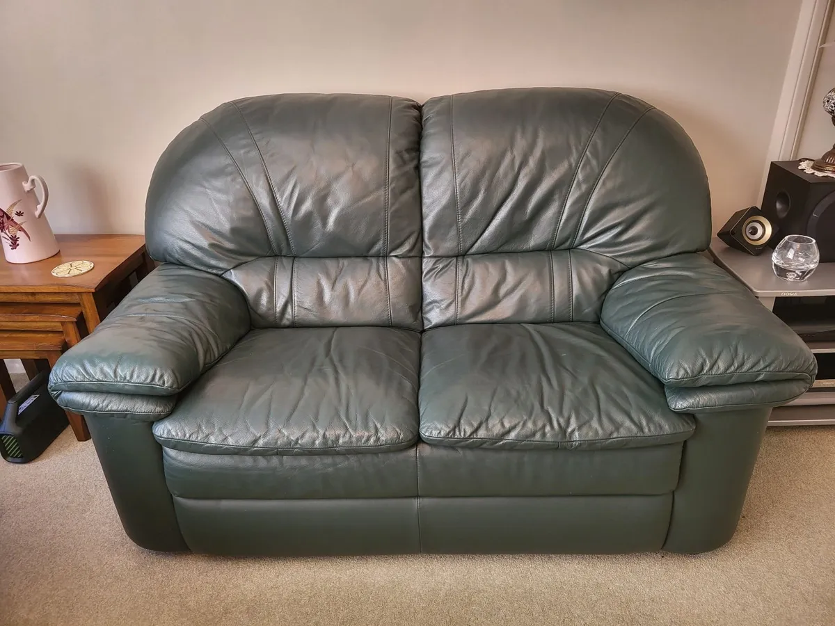 3 Piece Suite - Image 2