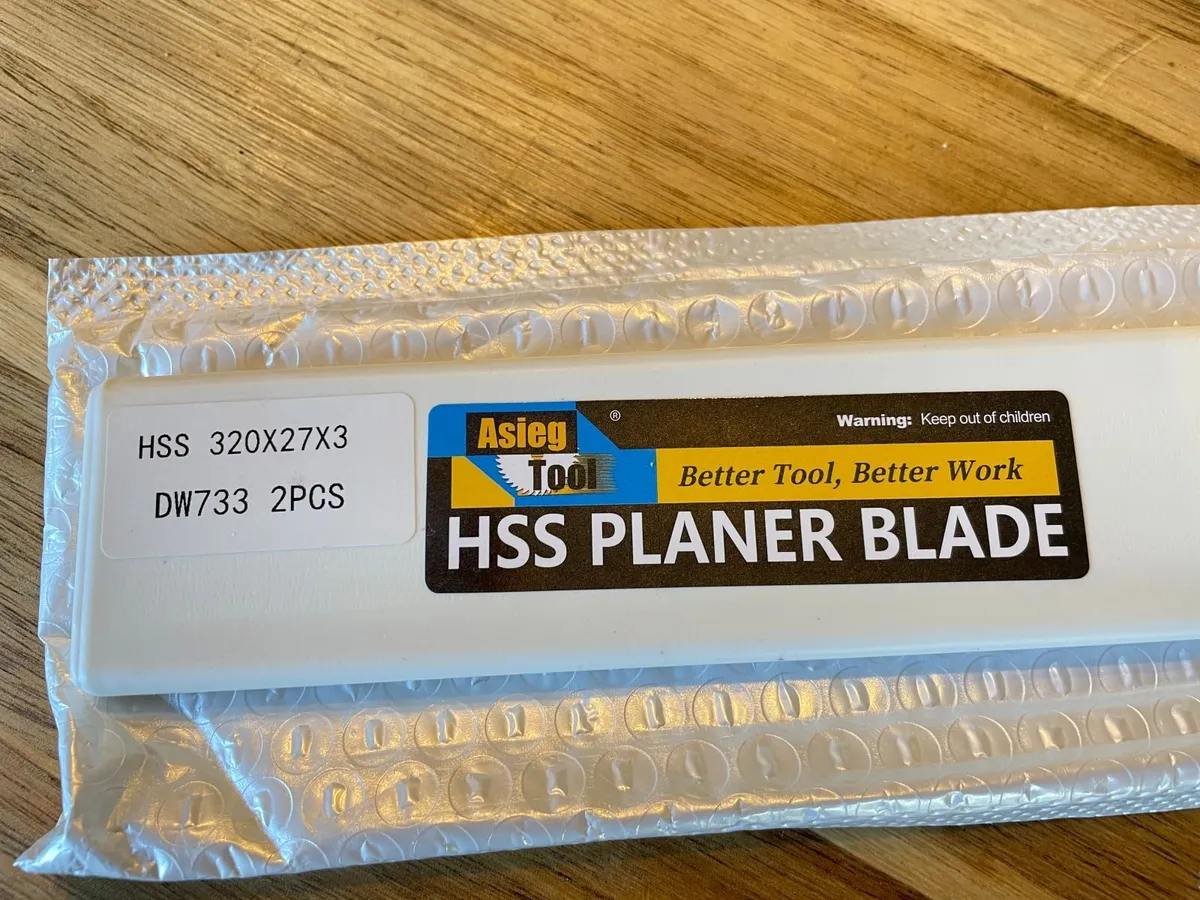 Dewalt DW733 DW7332 Thickness Planer blades, New - Image 2