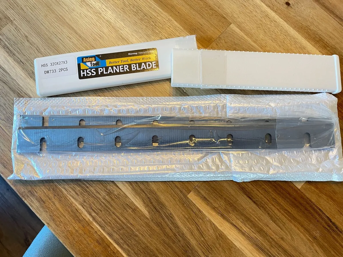 Dewalt DW733 DW7332 Thickness Planer blades, New - Image 1