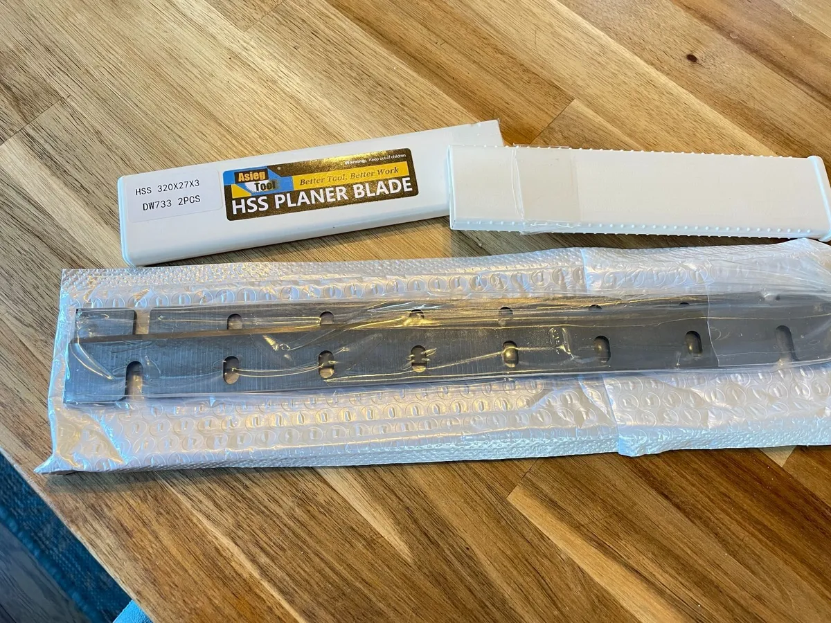 Dewalt DW733 DW7332 Thickness Planer blades, New - Image 3