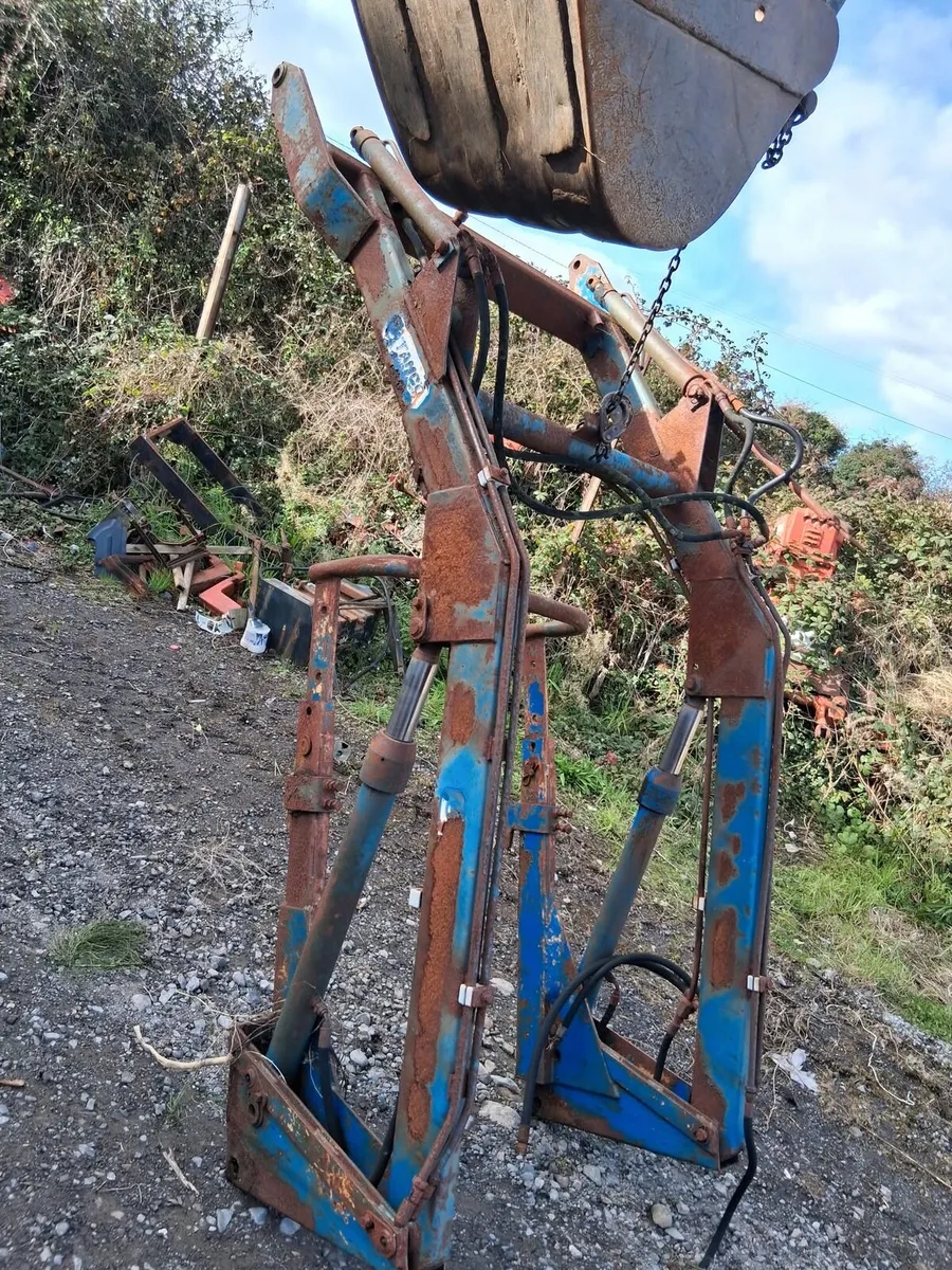 Tanko front loader - Image 1