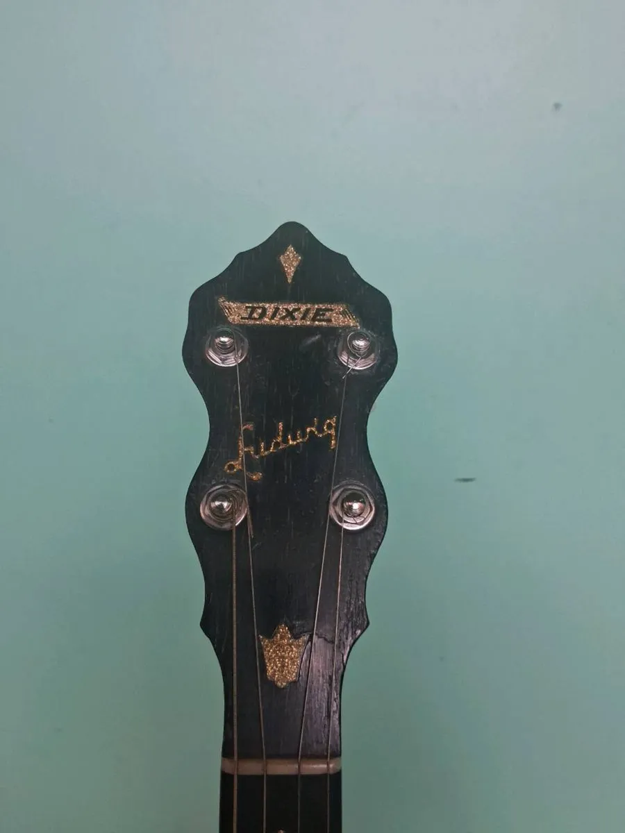 Vintage tenor banjo. - Image 4