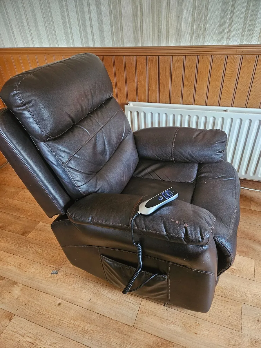 Rise recline chair - Image 3