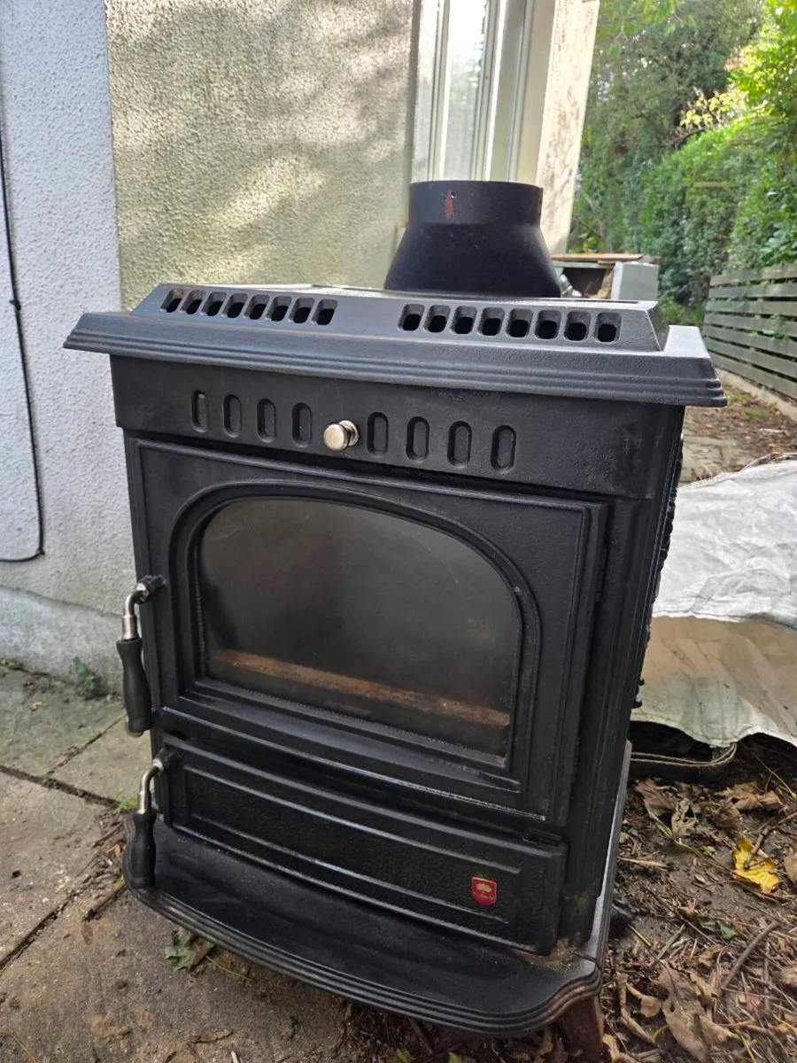 Mulberry Stove - Image 1