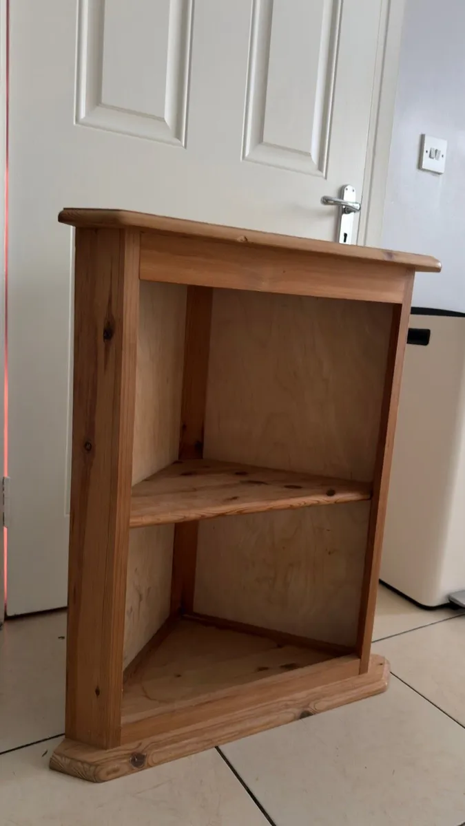 Wooden corner shelves - Image 1