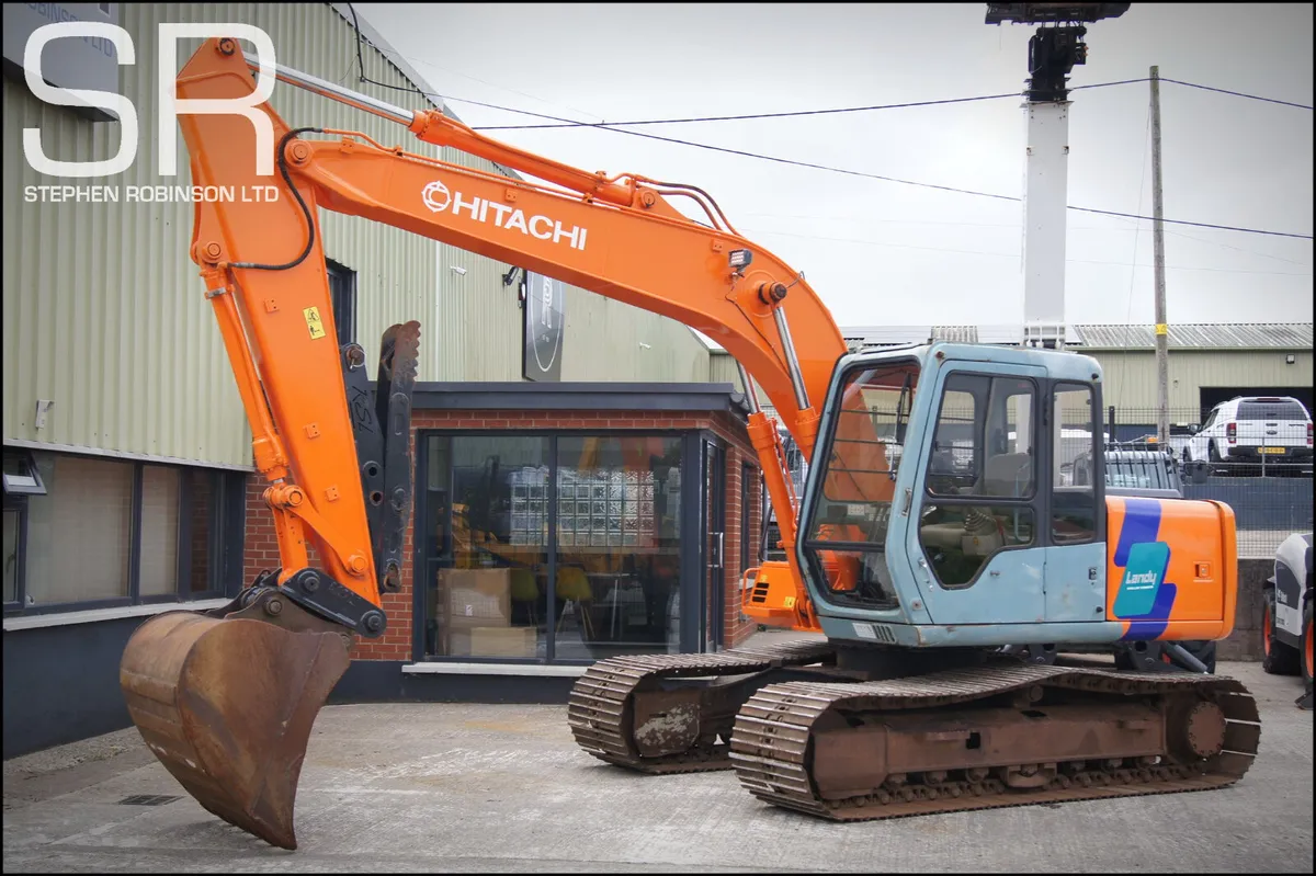 The Legendary Hitachi EX120 (1995) - Image 1