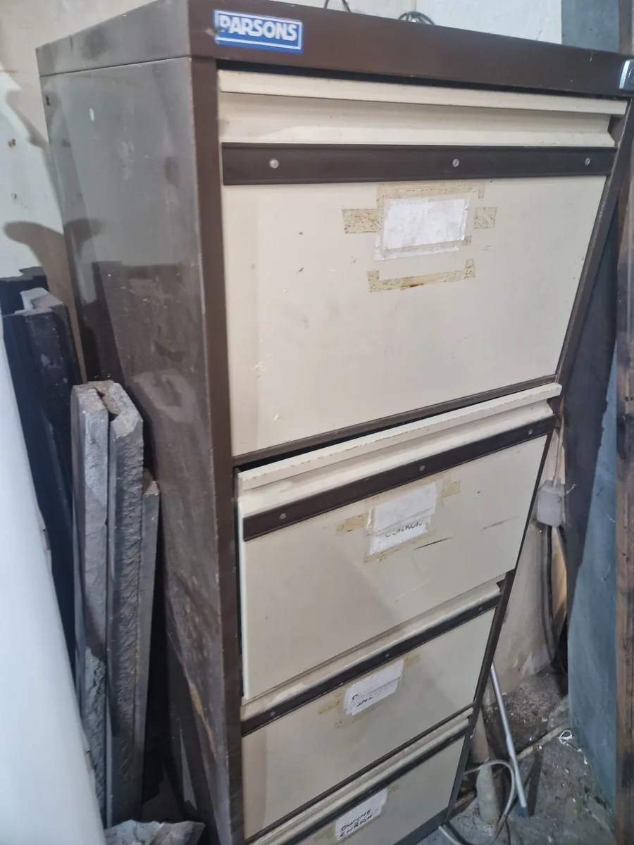 Filing cabinet - Image 1