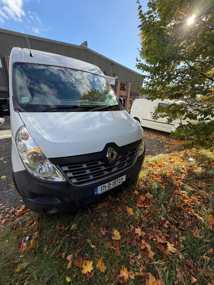 Renault Master Van – One Owner, New CVRT - Image 1