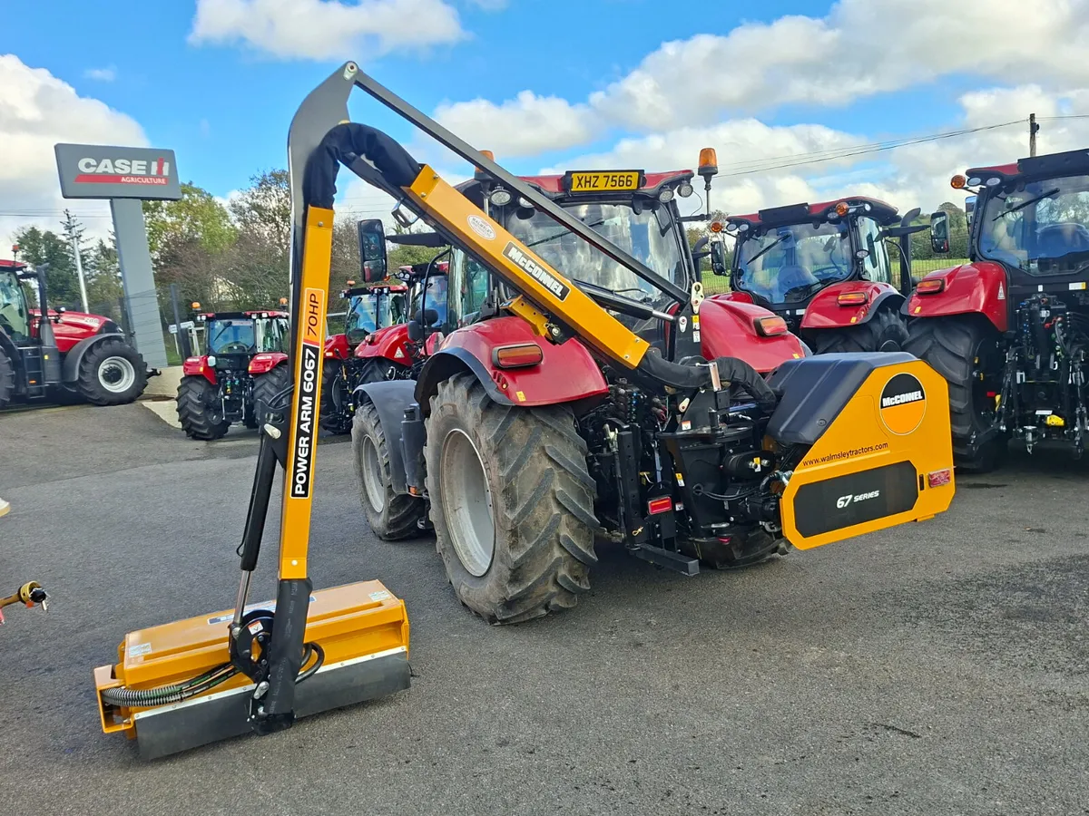 NEW MCCONNEL 6067-70 HEDGECUTTER - Image 2