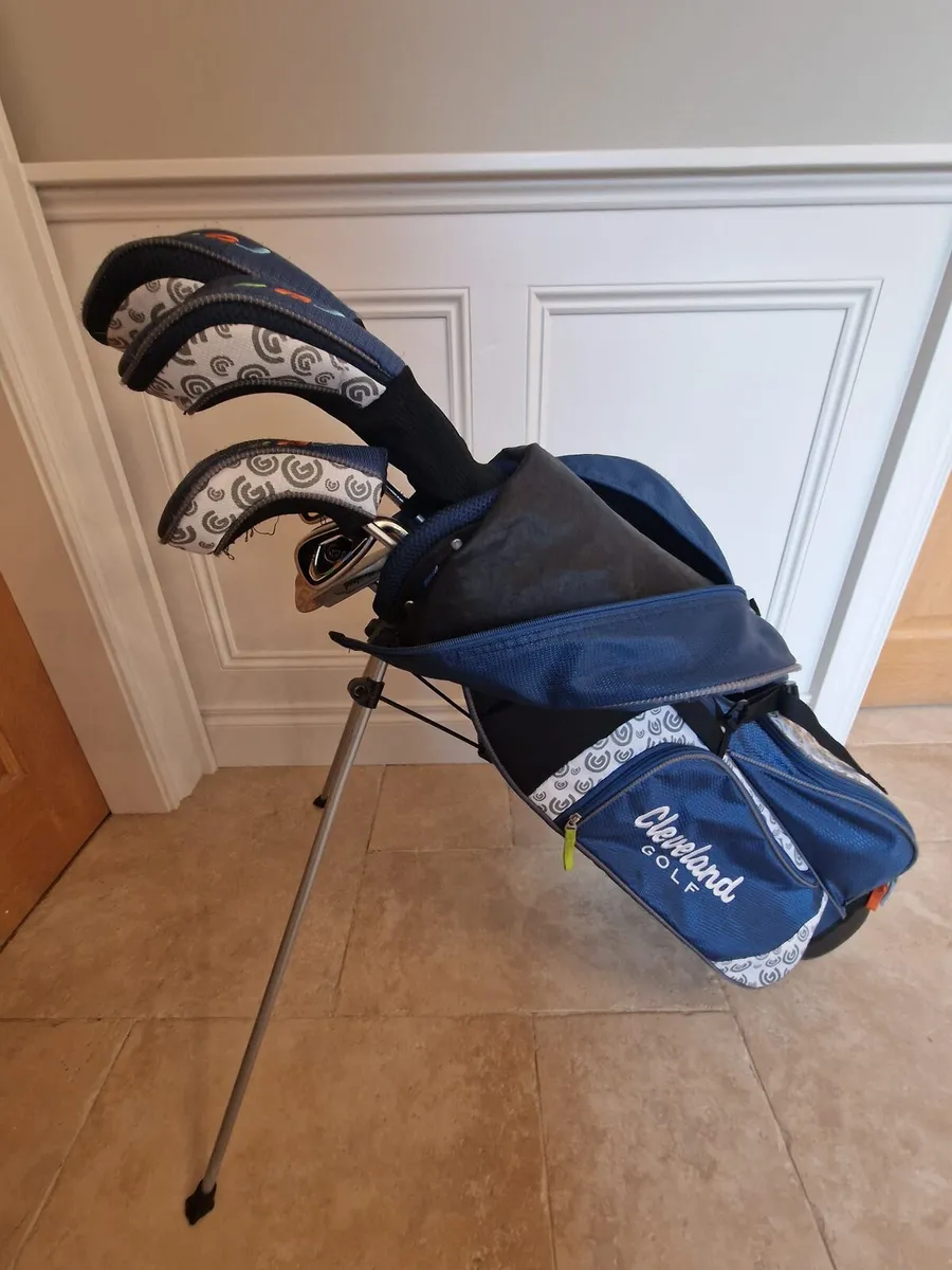Cleveland Juvenile Golf Set (Age 10 - 12) - Image 2