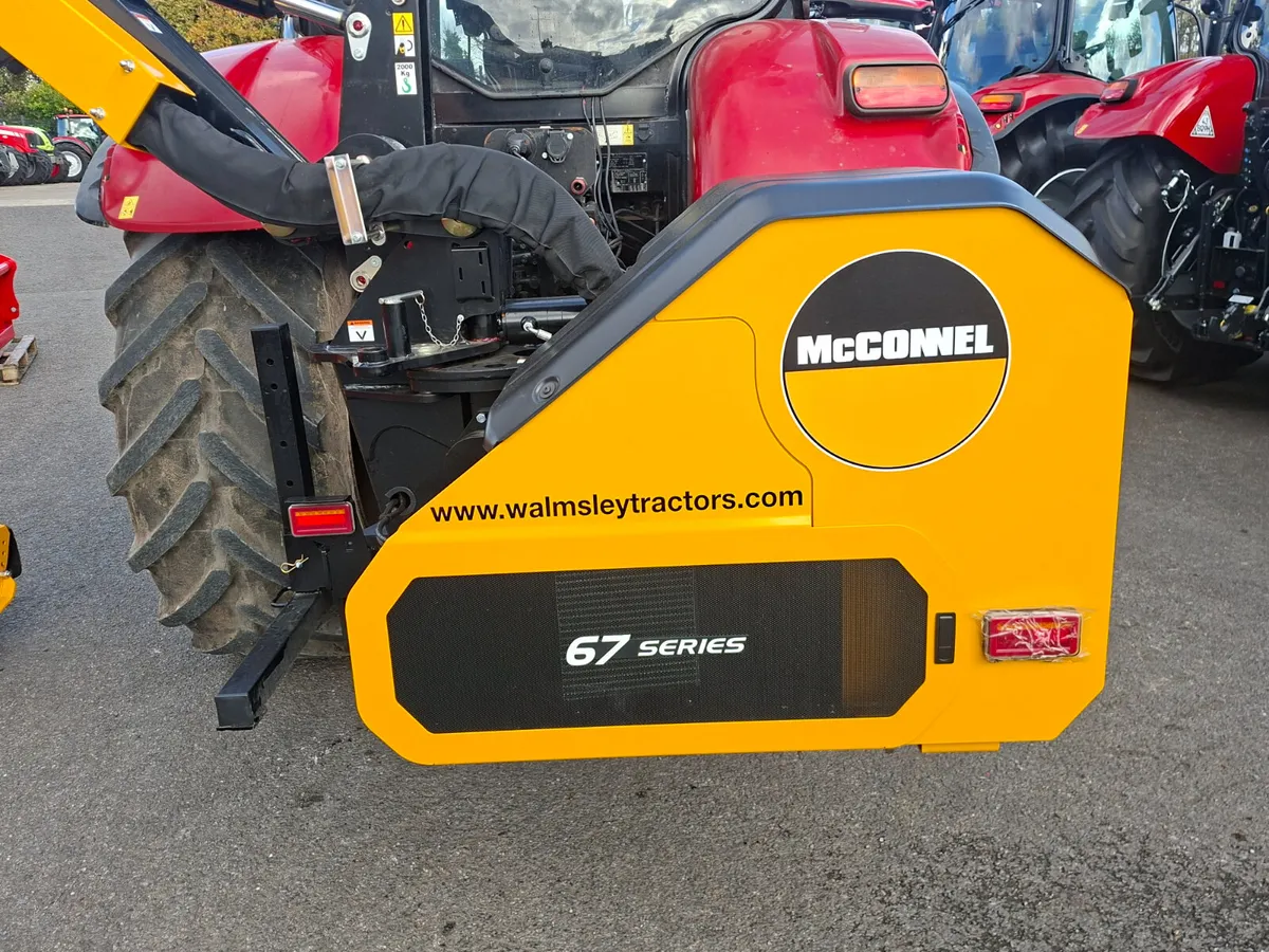 NEW MCCONNEL 6067-70 HEDGECUTTER - Image 3