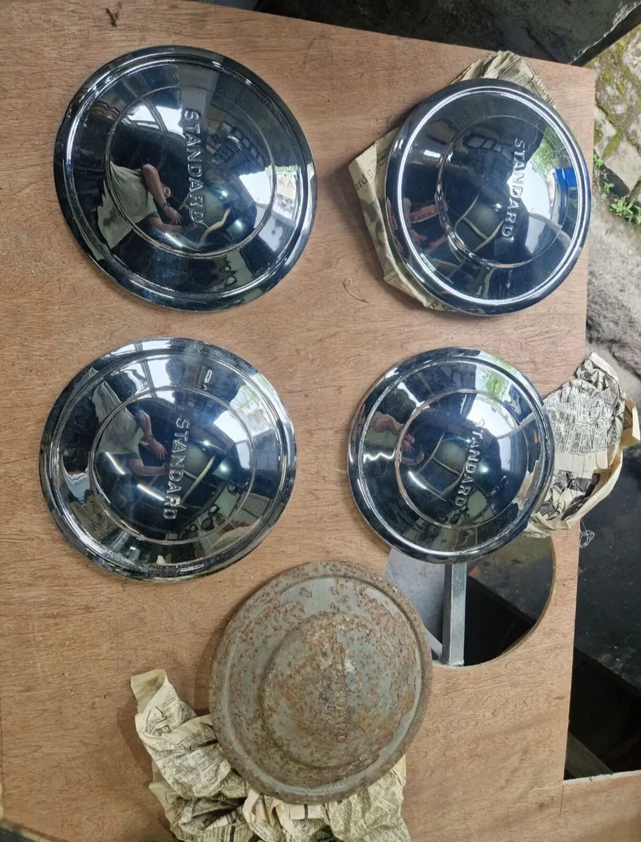 Hubcaps - Image 1