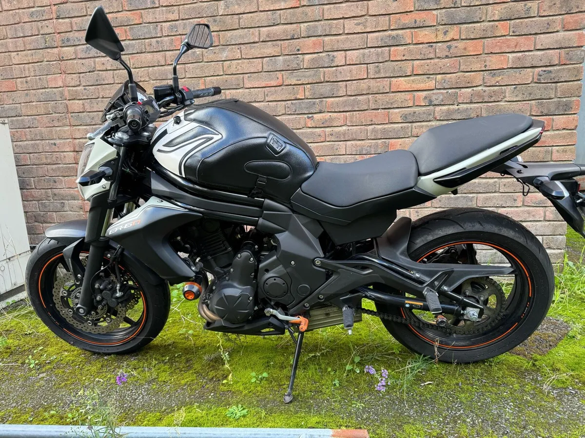 Kawasaki ER-6N - Image 1
