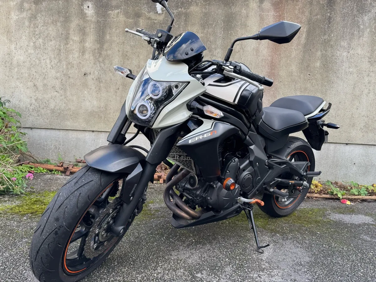 Kawasaki ER-6N - Image 4