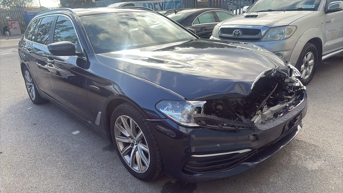 2018 bmw 520D Xdrive 2.0 - Image 3