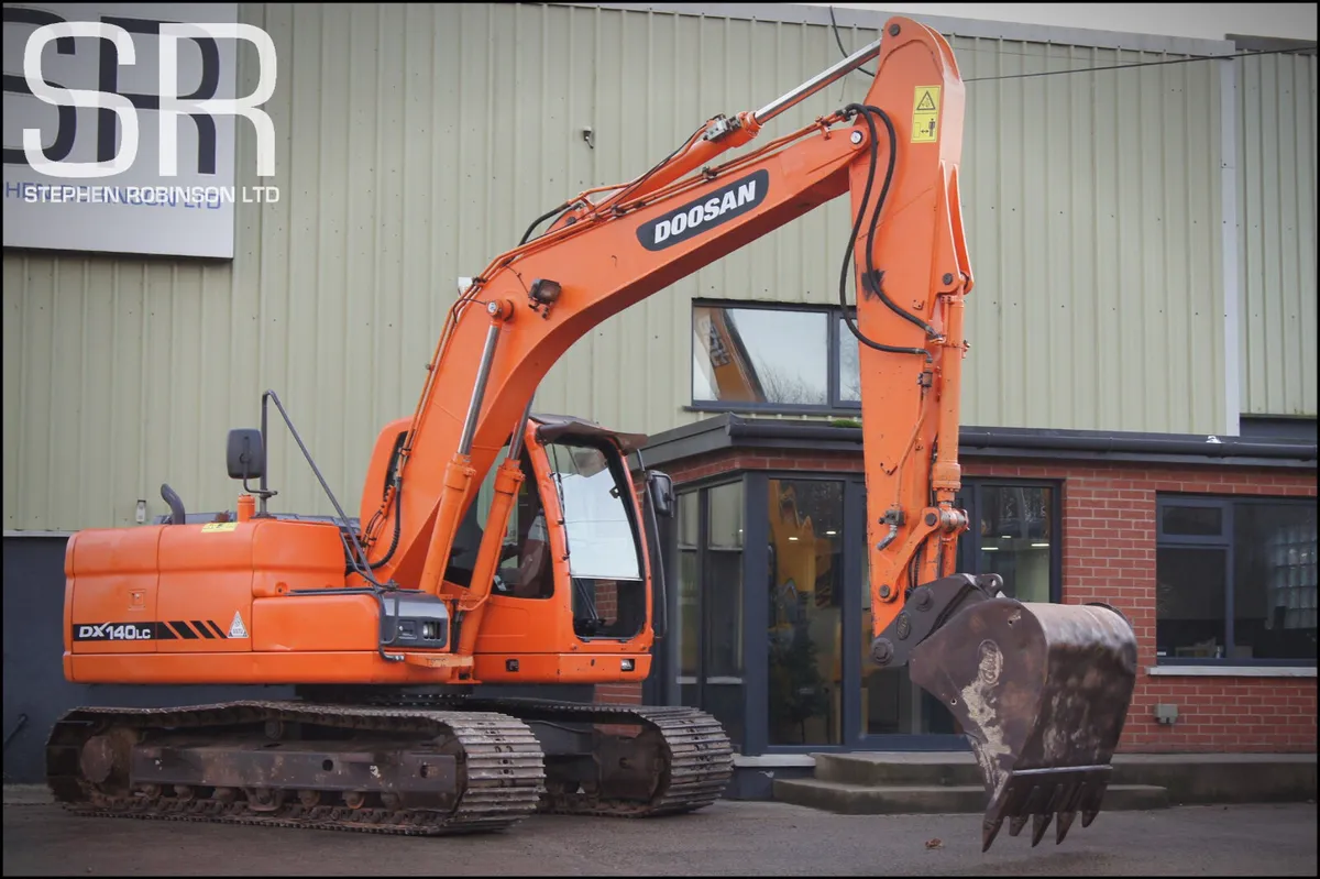 2009 Doosan DX140 LC - Image 3
