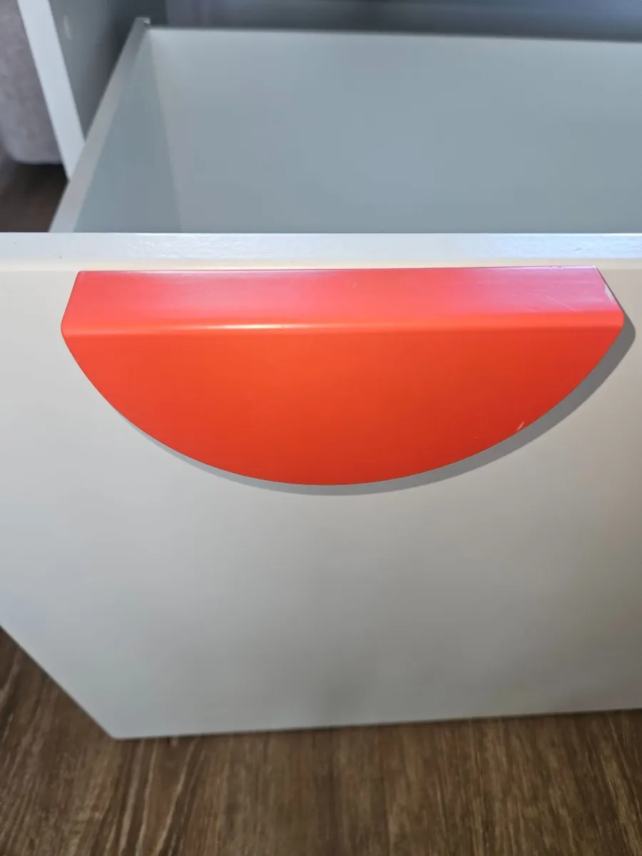 Toy storage - Image 3
