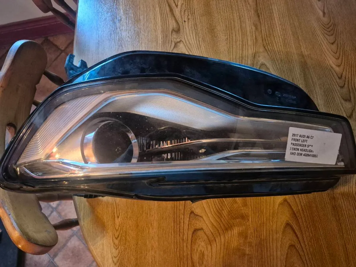 Audi A6 Left headlight - Image 1