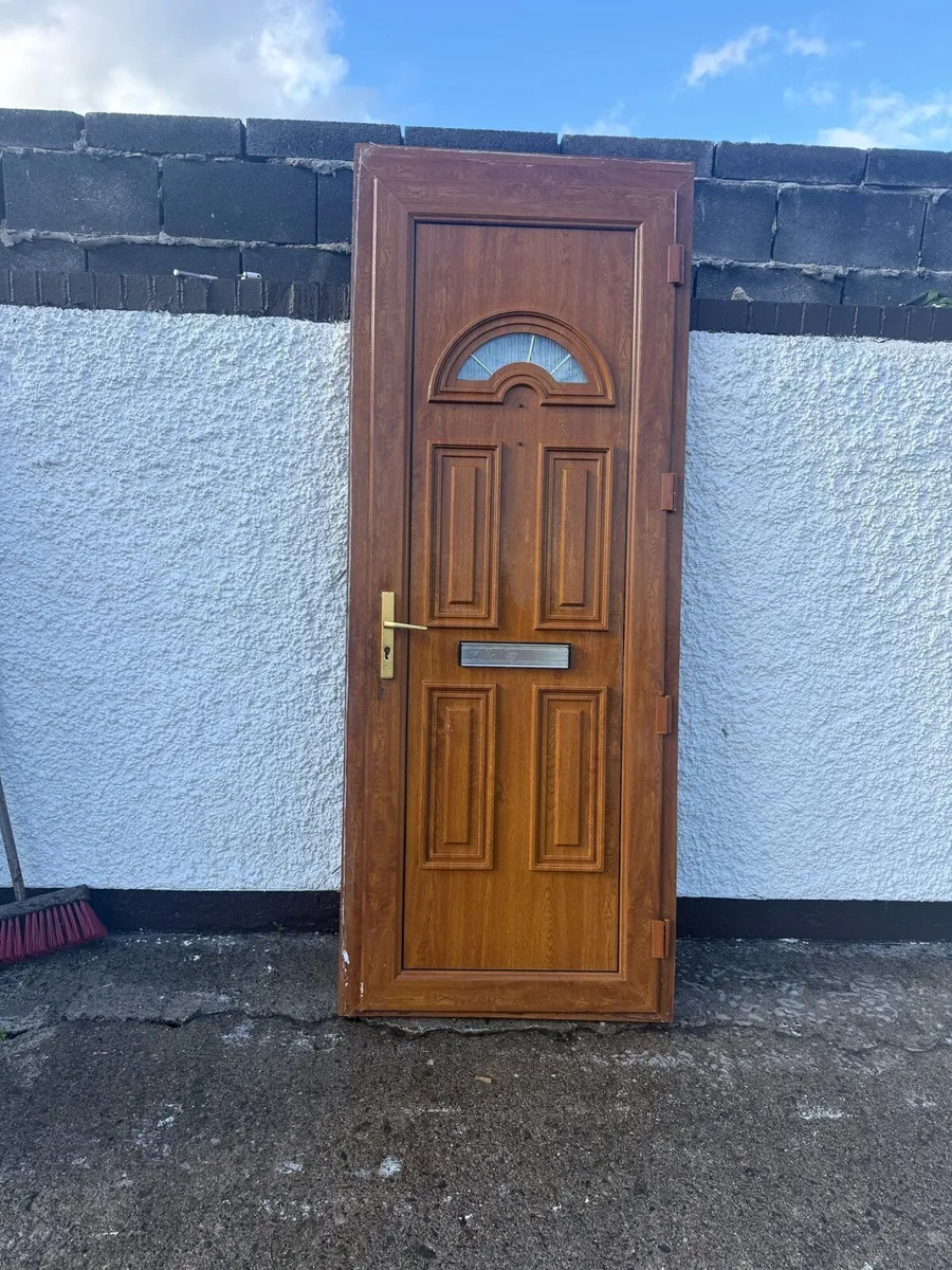 Pvc front door - Image 1
