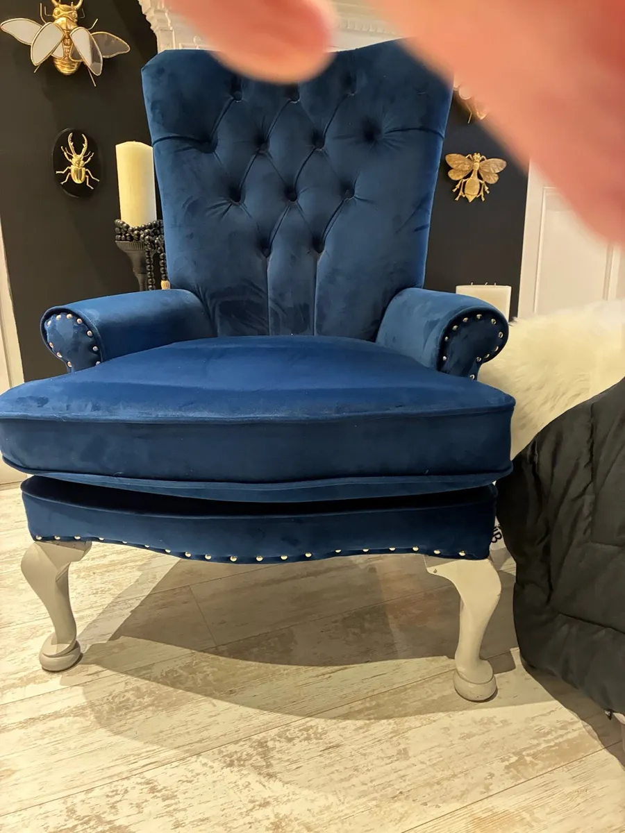 Occasional  chair navy velvet perfect - Image 2